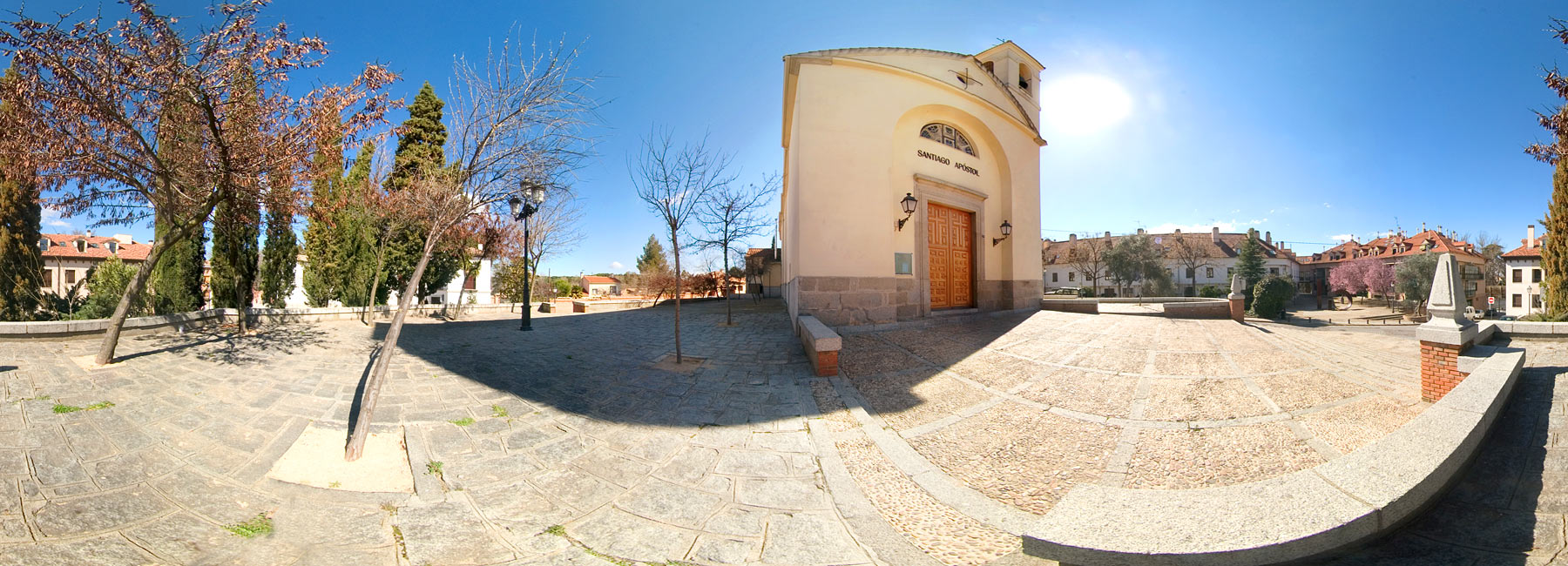 Visita virtual de la Iglesia de Santiago Apóstol