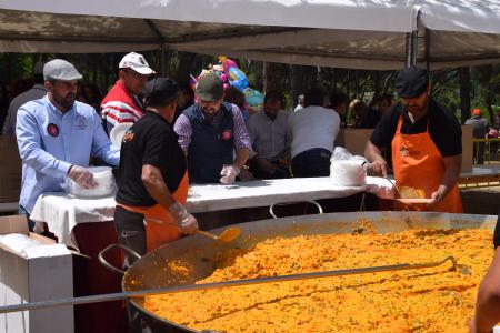 San Isidro: Paella Popular